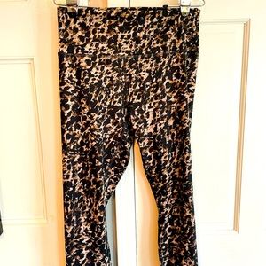 💥 FLASH SALE NWOT XL Leopard leggings RBX ❤️
